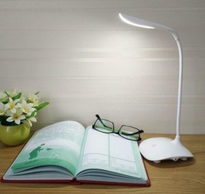 The Benefits of TV Lamps for Studying